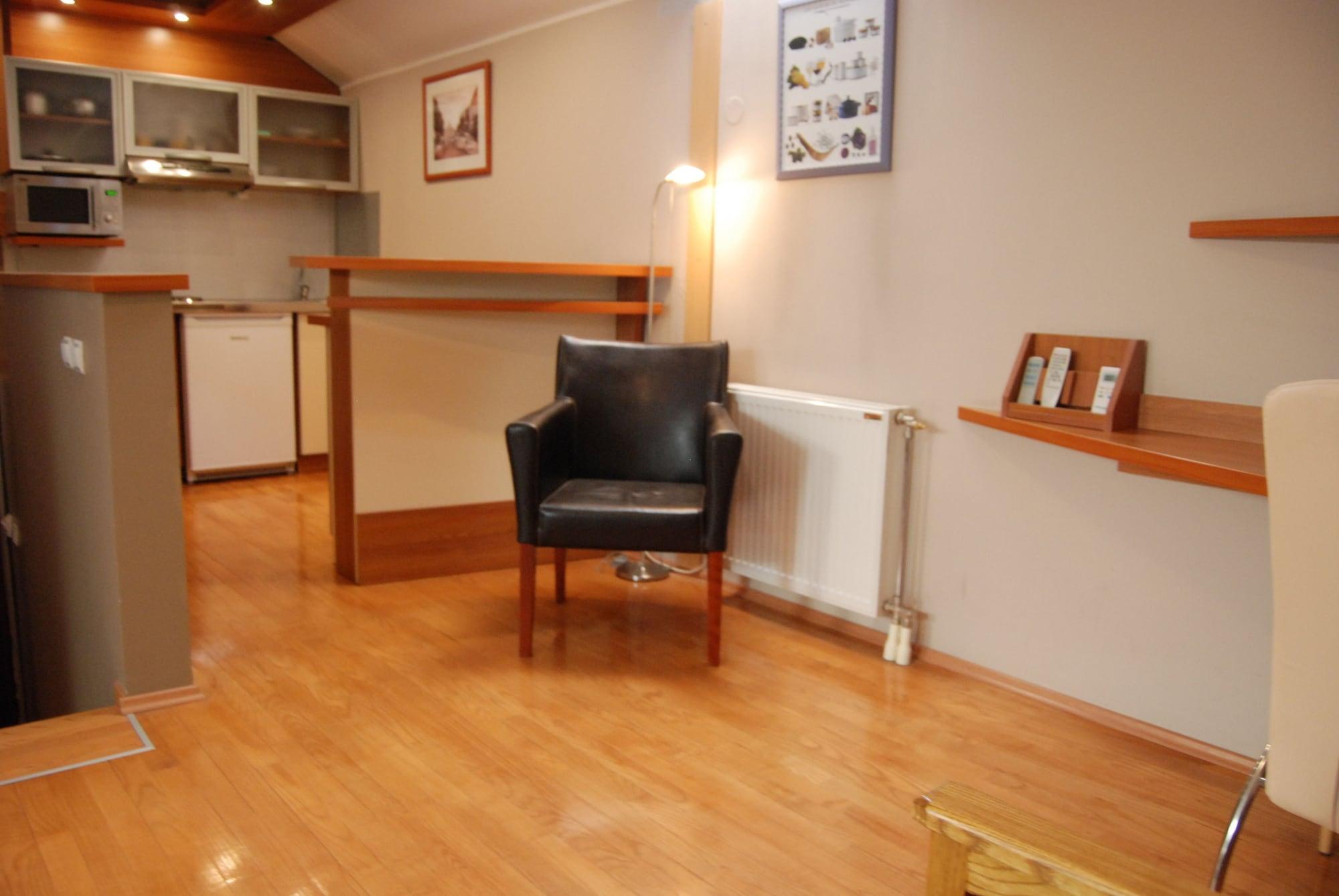 Car Royal Apartments And Rooms Novi Sad Exterior foto